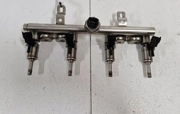 Fuel main line pipe