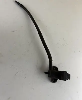 Vacuum valve