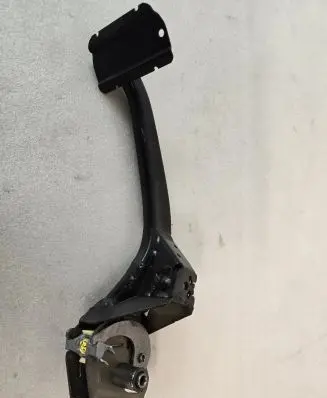 Volvo XC90 Brake pedal 31682025