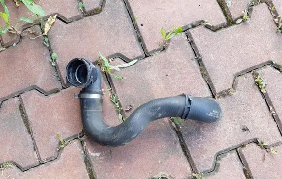 Audi A6 S6 C5 4B Other rear suspension part 8E0501721