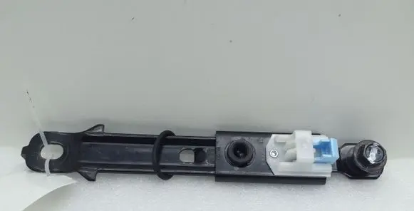 KIA Sportage Seat belt adjustment rail 88890D7000