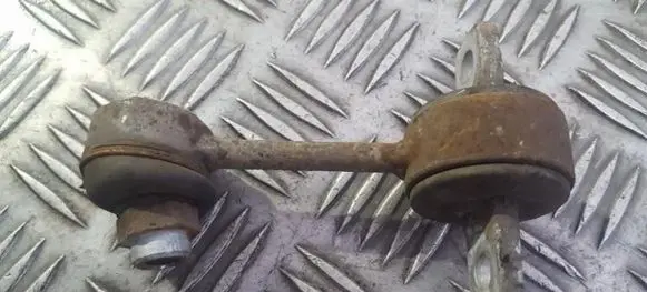 Front anti-roll bar/stabilizer link
