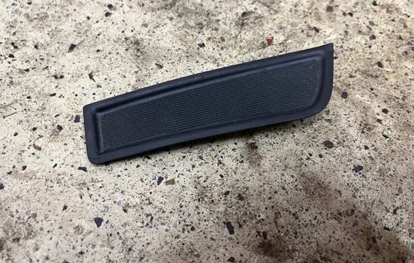 Alfa Romeo Stelvio Coupe rear side trim panel 156129177