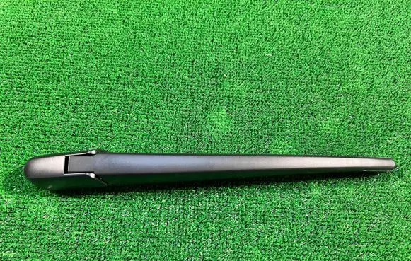 Suzuki Vitara (LY) Rear wiper blade arm 3882154G10