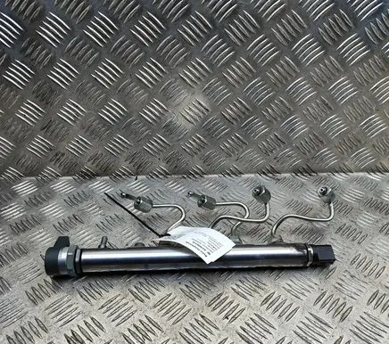 BMW X1 E84 Fuel main line pipe 0445214182 7809127