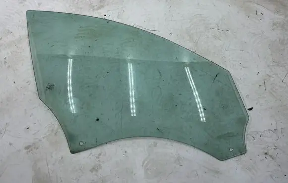 Jaguar XF X250 Front door window glass four-door 43R001605