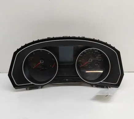 Volkswagen PASSAT B8 Speedometer (instrument cluster) 3G0920941A