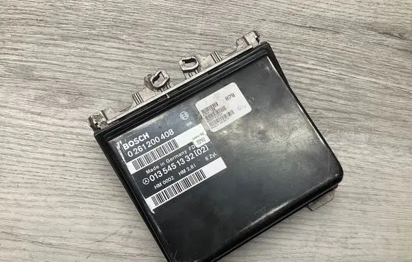 Mercedes-Benz S W140 Engine control unit/module ECU 0135451332