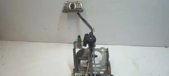 Maserati Ghibli Brake pedal 06700049830