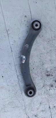 Rear upper control arm/wishbone
