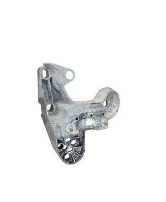 Audi A6 S6 C5 4B Engine mounting bracket 8E0199351