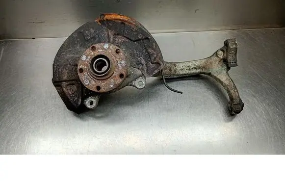 Audi A4 S4 B6 8E 8H Front wheel hub spindle knuckle 