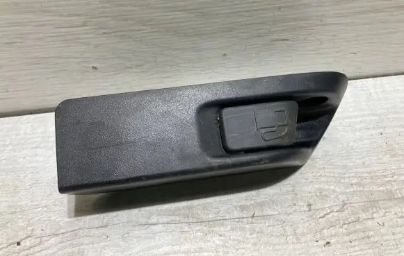 Toyota Yaris Fuel cap release pull handle 89121520as