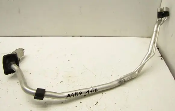 Audi A4 S4 B9 Air conditioning (A/C) pipe/hose 8W0816738P