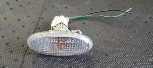 Mazda 6 Front fender indicator light P2829 010635