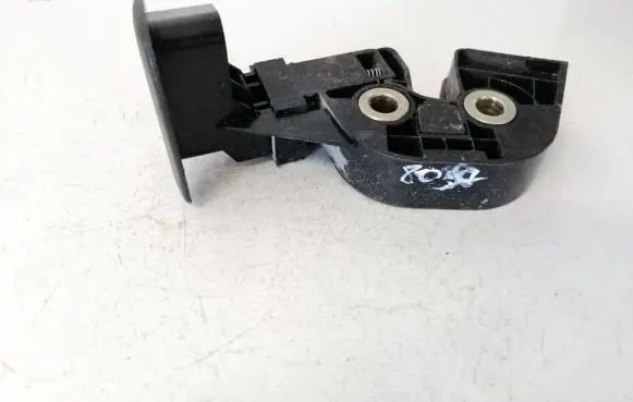 Ford Mondeo Mk III Seat back rest lock catch 