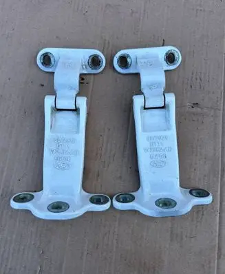 Ford Transit - Tourneo Connect Rear door lower hinge DT11V42982AD
