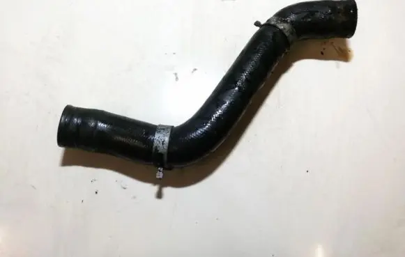 Nissan X-Trail T30 Engine coolant pipe/hose