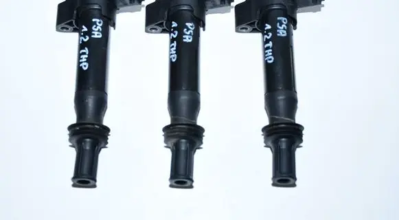 Peugeot 308 High voltage ignition coil 9675390980