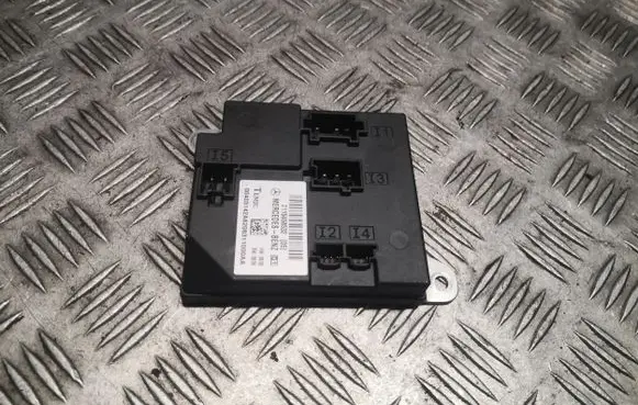 Mercedes-Benz E W211 Central body control module 2115458532 A2115458532