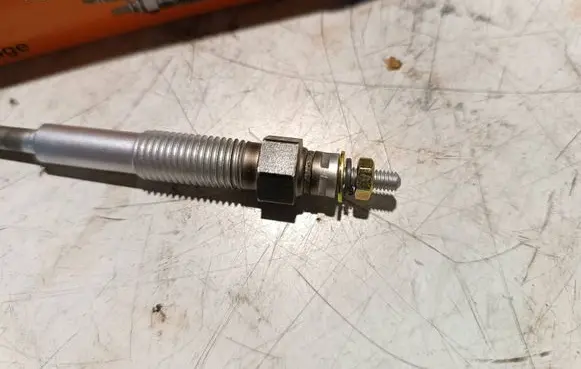 Toyota Corolla E100 Glow plug 0100226242