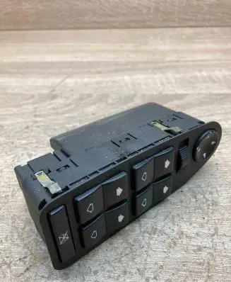 BMW 5 E39 Electric window control switch 6904304 03725077