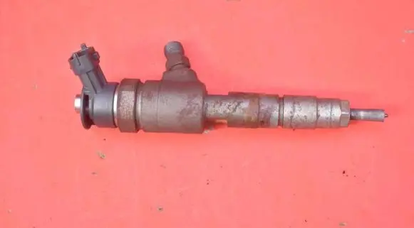 Ford Fiesta Fuel injector CV6Q-9F593-AA