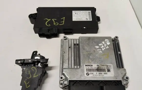 BMW 3 E92 E93 Engine control unit/module 0281014238 030078109 7809000