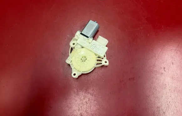 BMW X3 G45 Front door window regulator motor 5A28AC4