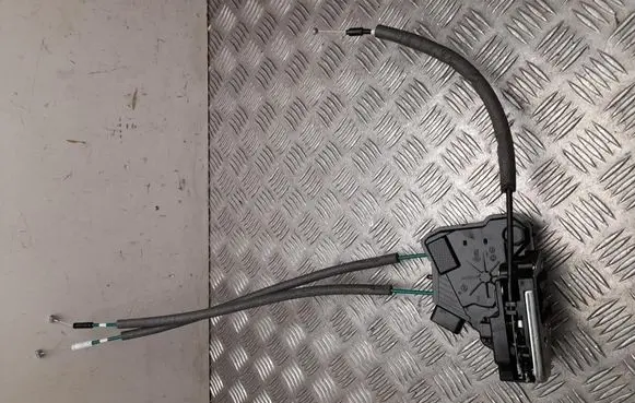 SsangYong Tivoli Rear door lock 7131035001