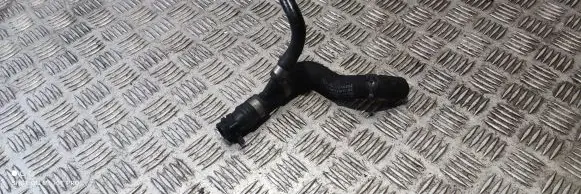 Mercedes-Benz CLS C218 X218 Engine coolant pipe/hose A218501278