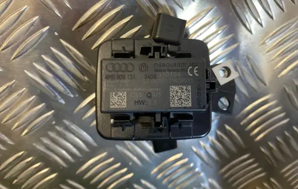 Keyless (KESSY) go control unit/module