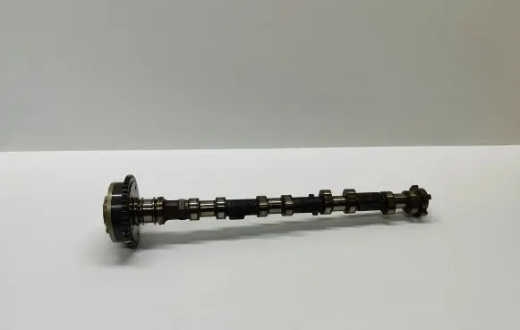 BMW 5 E60 E61 Camshaft 7504152 7512182 750415209