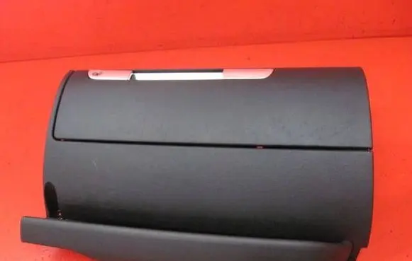 Audi TT Mk1 Glove box 8N1857095
