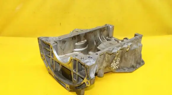 Oil sump