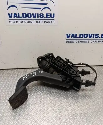 Mercedes-Benz Vito Viano W447 Clutch pedal A4472901200 0259817 20200703