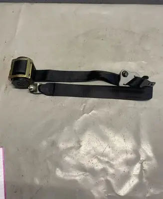 Mazda 3 I Front seatbelt 603157000