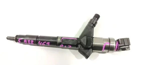 Nissan Primera Fuel injector 16600AU600 LC062226