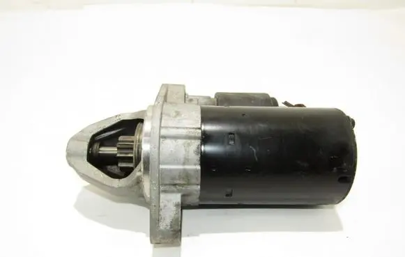 Mercedes-Benz E W211 Starter motor A0051513901