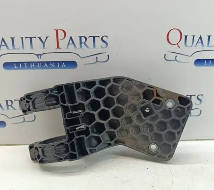 BMW X5 E70 Fuel filter bracket/mount holder 70314607