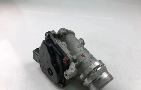 Nissan Juke I F15 Throttle valve 161A09794R