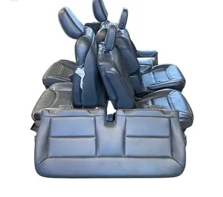 Ford Explorer VI Seat set 