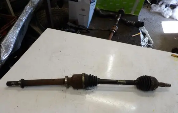Renault Modus Front driveshaft 8200261841