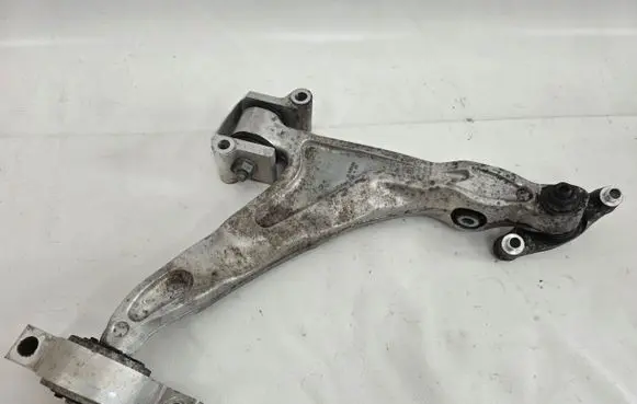 Volvo S90, V90 Front control arm 31360832