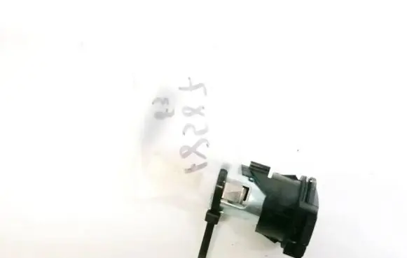 Volkswagen Golf V Cigarette lighter 
