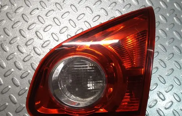 Nissan Qashqai Tailgate rear/tail lights 05091