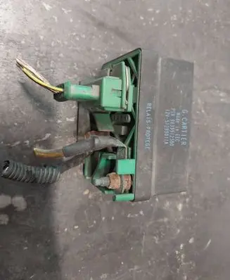 Citroen Xsara Picasso Glow plug pre-heat relay 9639912580 51299011A