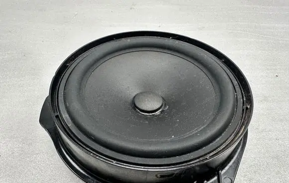 Mercedes-Benz GL X166 Rear door speaker A1668202102