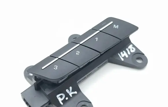 Jaguar I-Pace Seat memory switch J9D314776DA