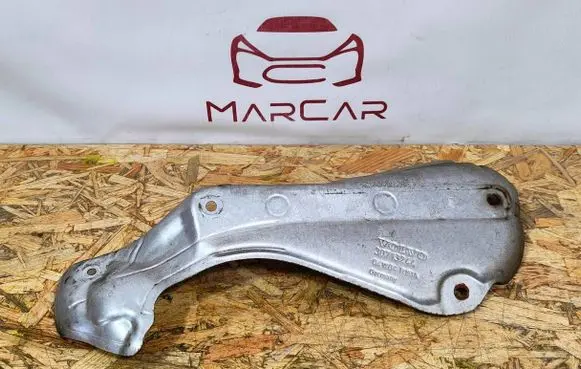 Volvo XC90 Exhaust heat shield 30713244 04W04R151A